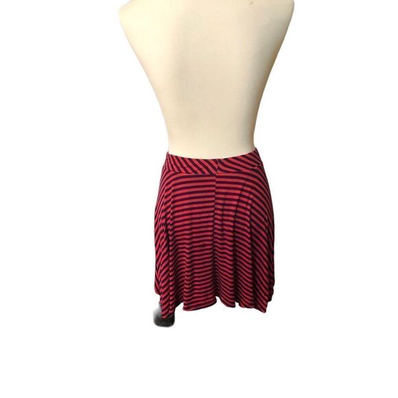 SO striped red and black jersey knit skater skirt - Picture 1 of 8